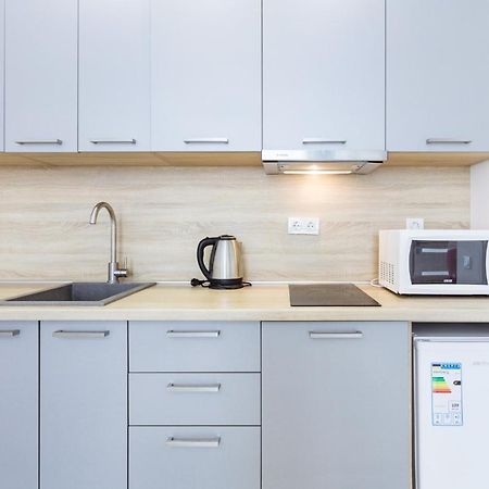 Nyvky Like Home - Studio - Apt 21 Киев Екстериор снимка