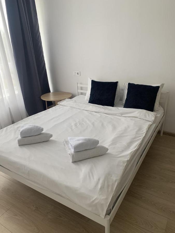 Nyvky Like Home - Studio - Apt 21 Киев Екстериор снимка